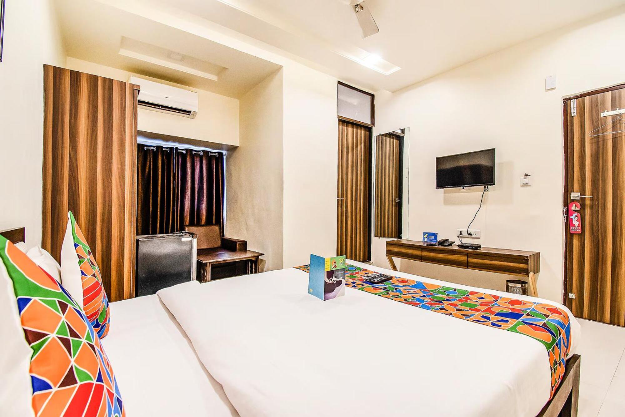 Fabhotel Maher Inn Ахмедабад Екстериор снимка